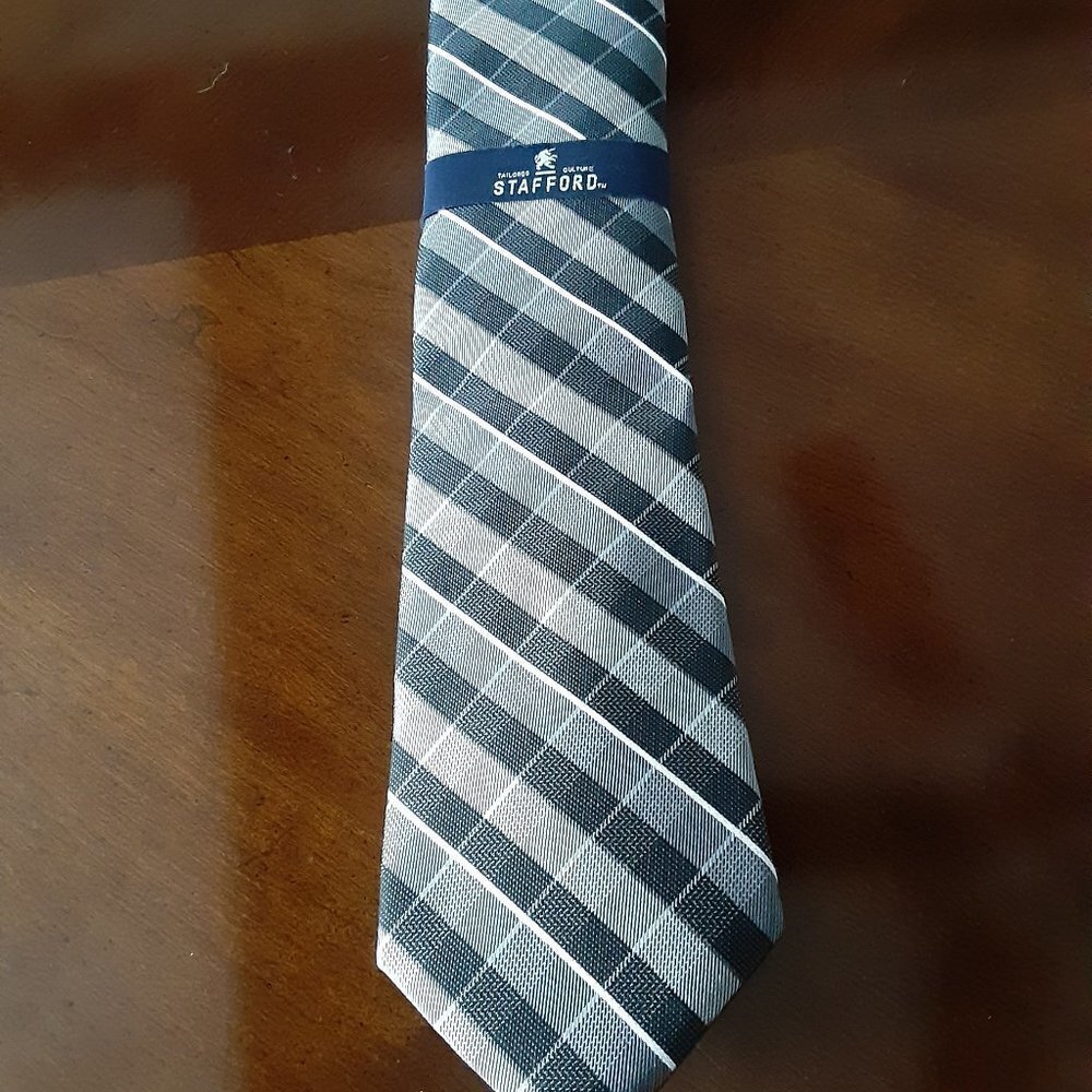 Stafford All Silk Grey/Black/White Tie.